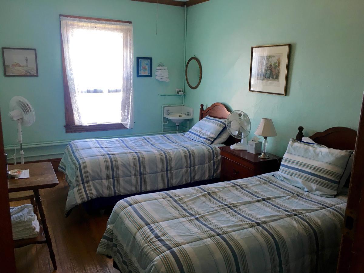 Narragansett Inn New Shoreham Екстер'єр фото